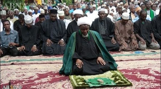 İmam Humeyni’yi görerek Şii olan lider
